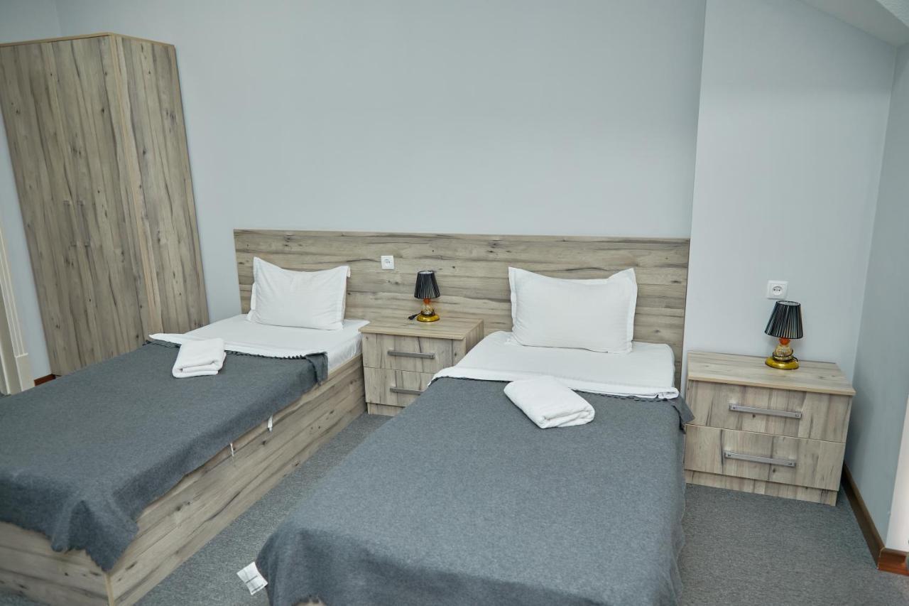 Hotel Muqaddas Самарканд Екстериор снимка