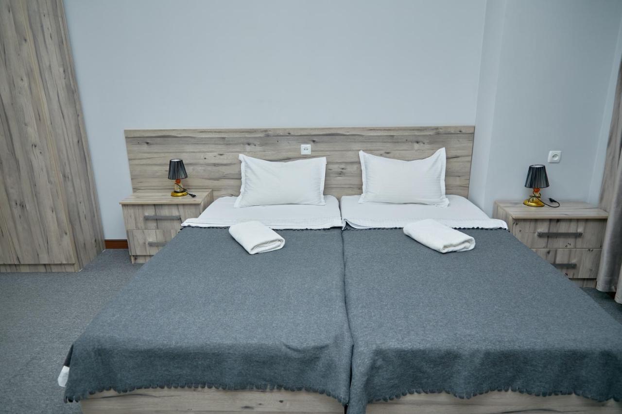 Hotel Muqaddas Самарканд Екстериор снимка