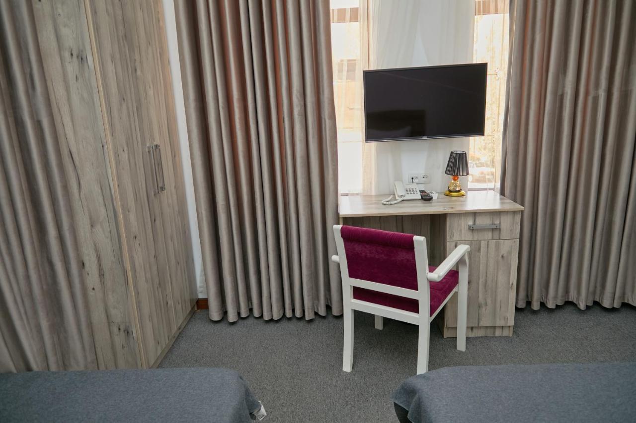 Hotel Muqaddas Самарканд Екстериор снимка