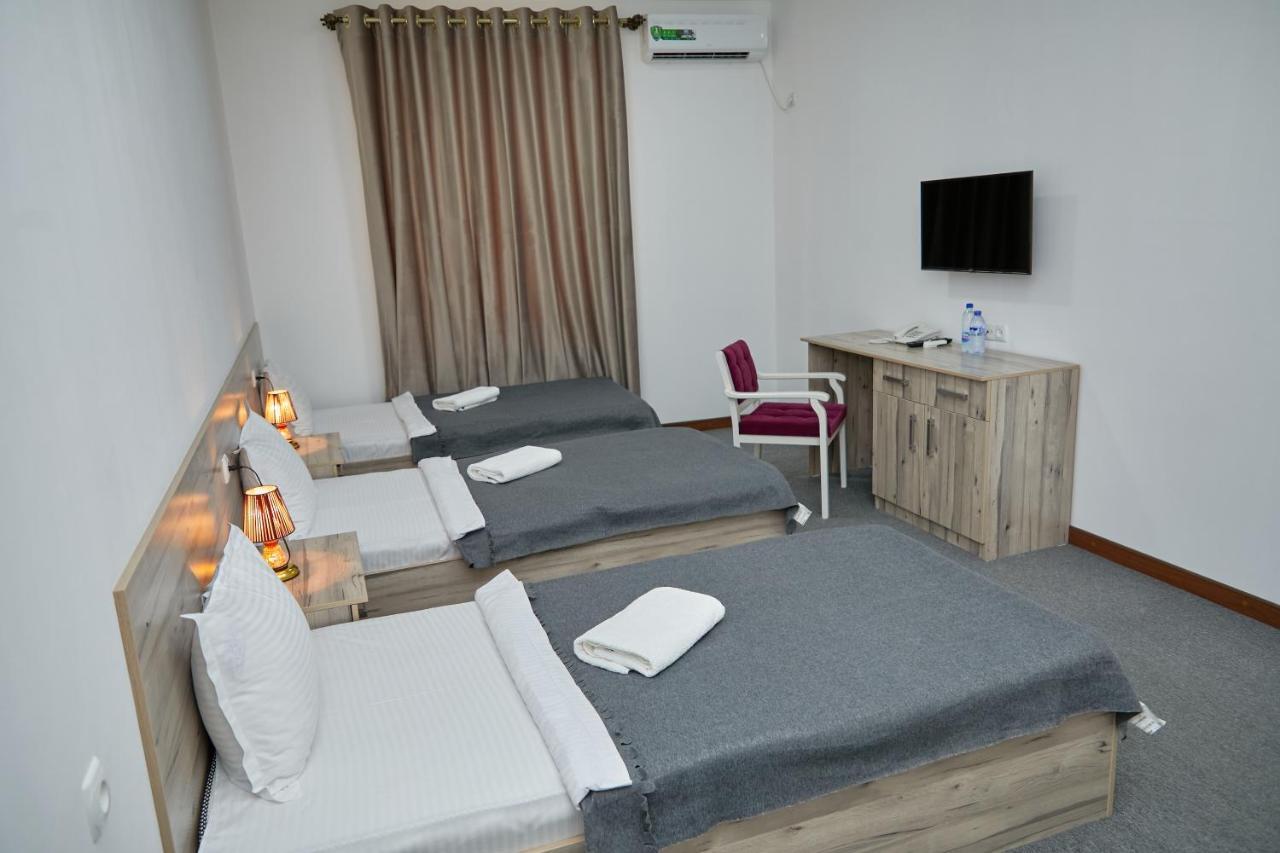 Hotel Muqaddas Самарканд Екстериор снимка