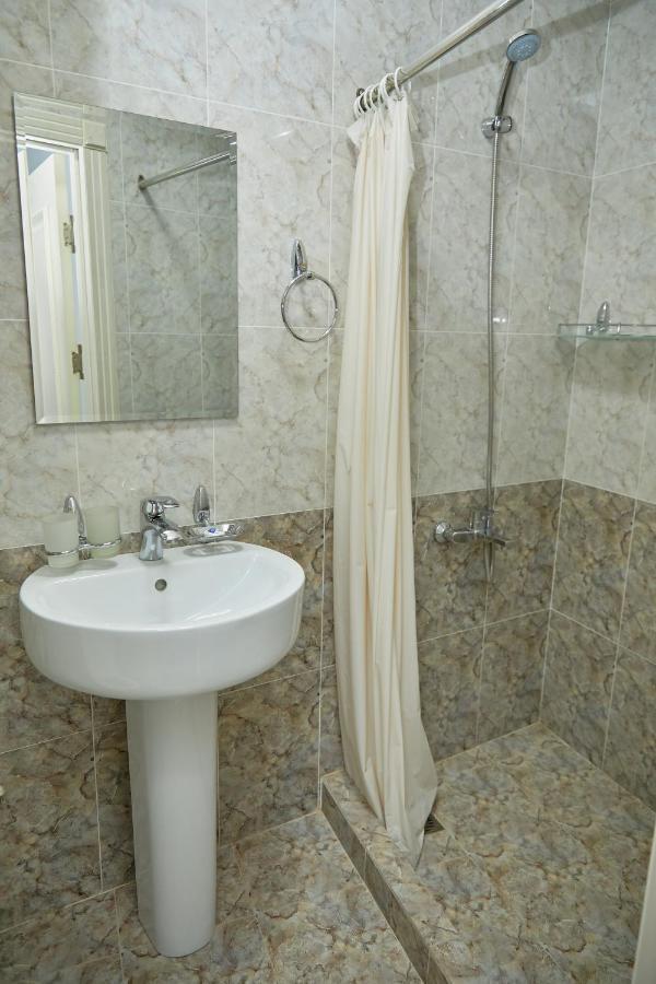 Hotel Muqaddas Самарканд Екстериор снимка