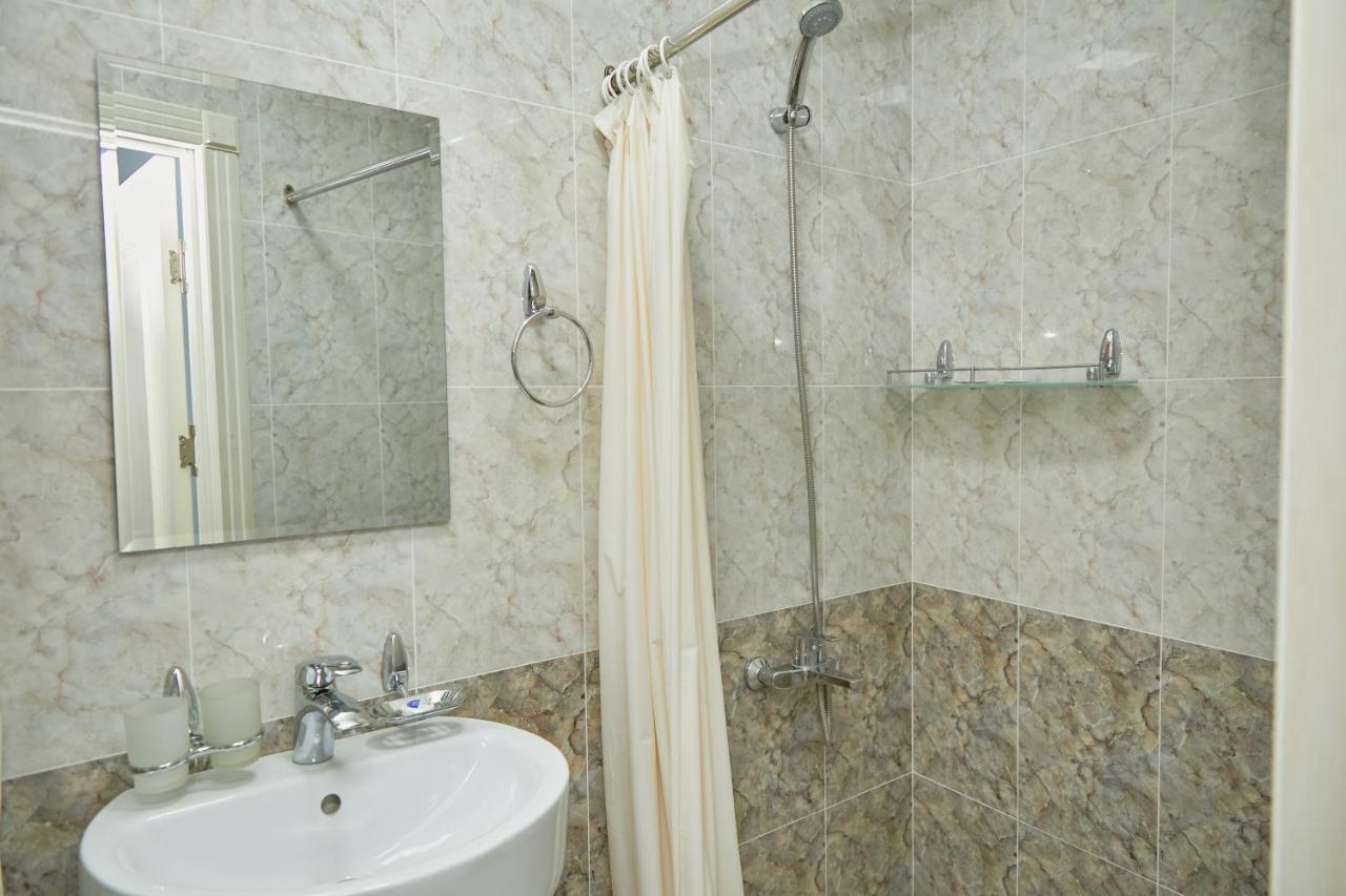 Hotel Muqaddas Самарканд Екстериор снимка